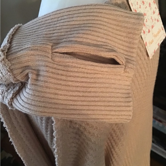 NWT Free People North Shore Thermal Top - Picture 7 of 8